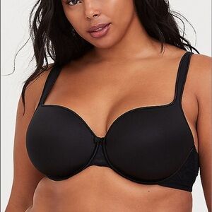Torrid Full-Coverage Lightly Lined Ballet Back Bra 40D Black Lace Bow